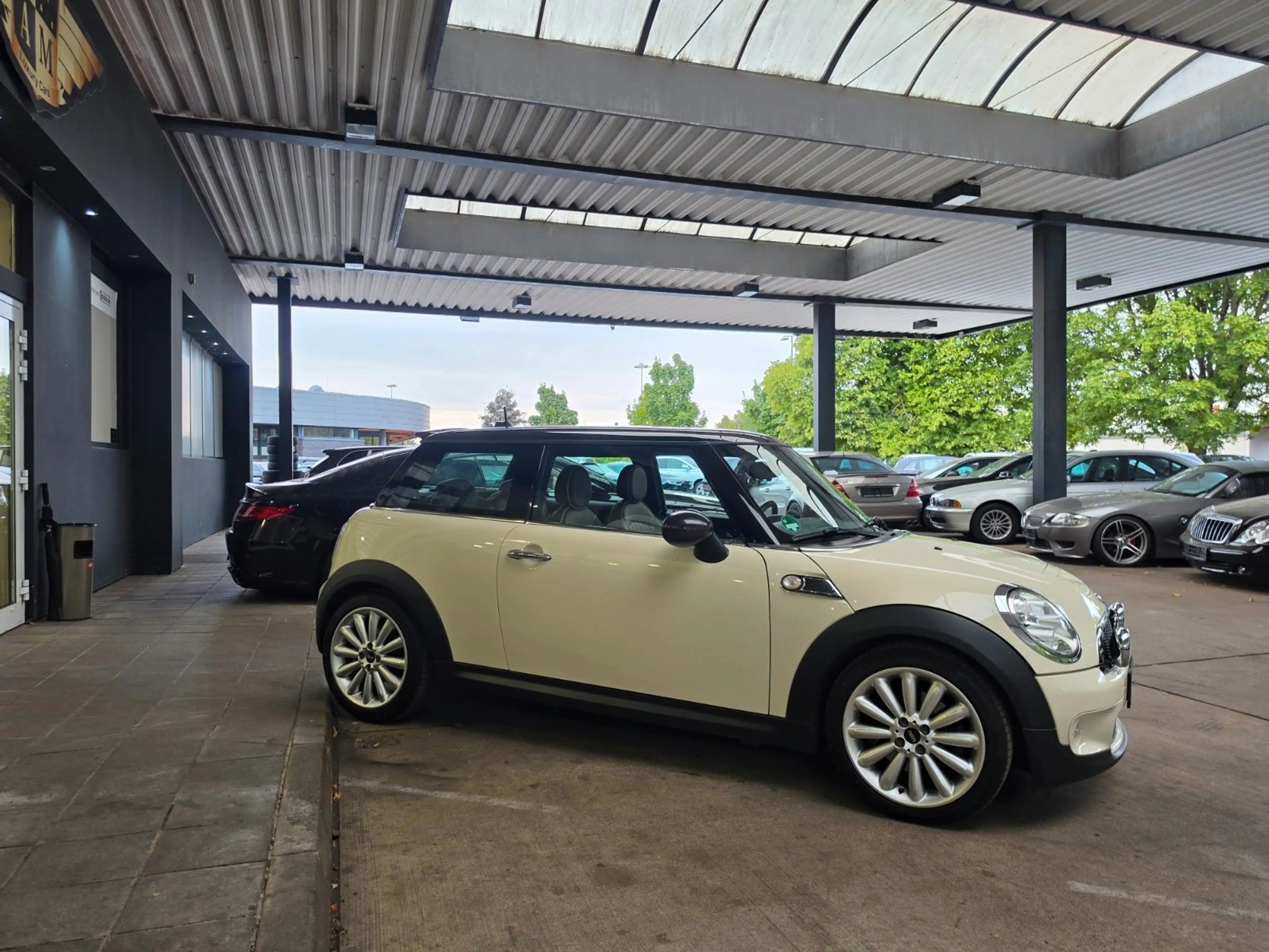 MINI Cooper S 50-MAYFAIR-Edition Panorama-SSD/LEDER — photo 8