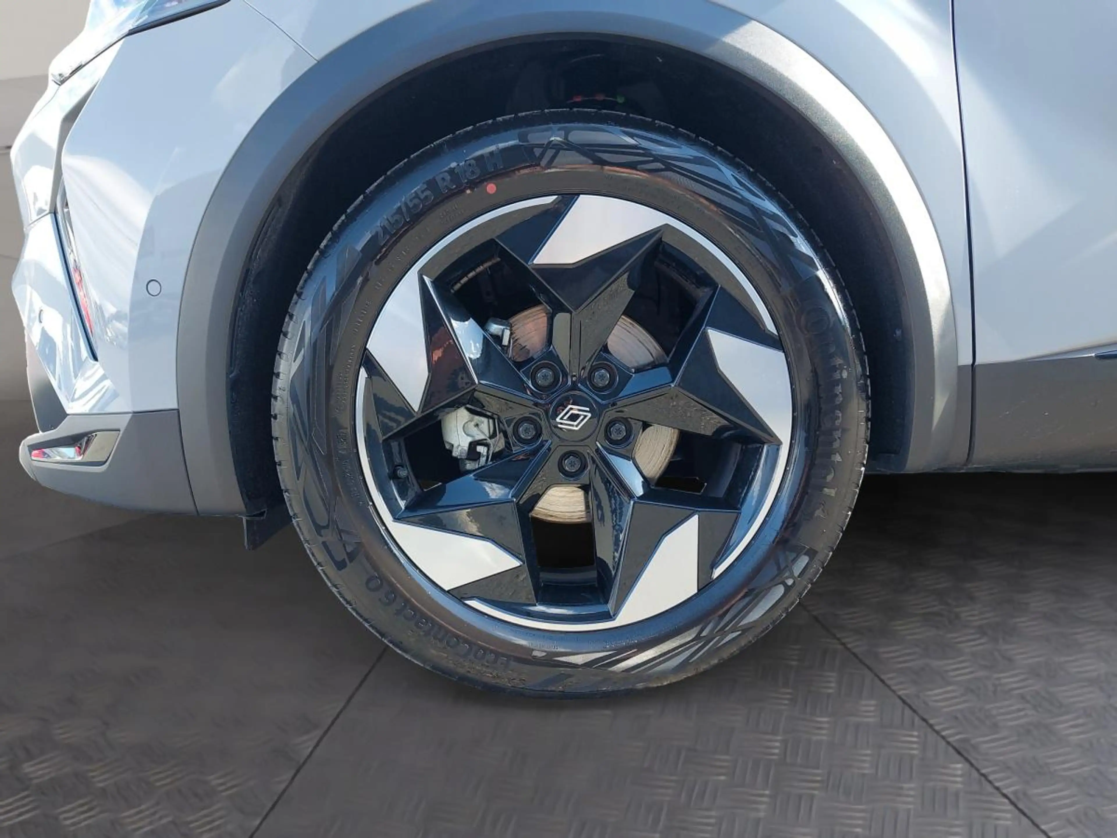 Renault Captur Techno TCe 115 (MY25) — photo 14