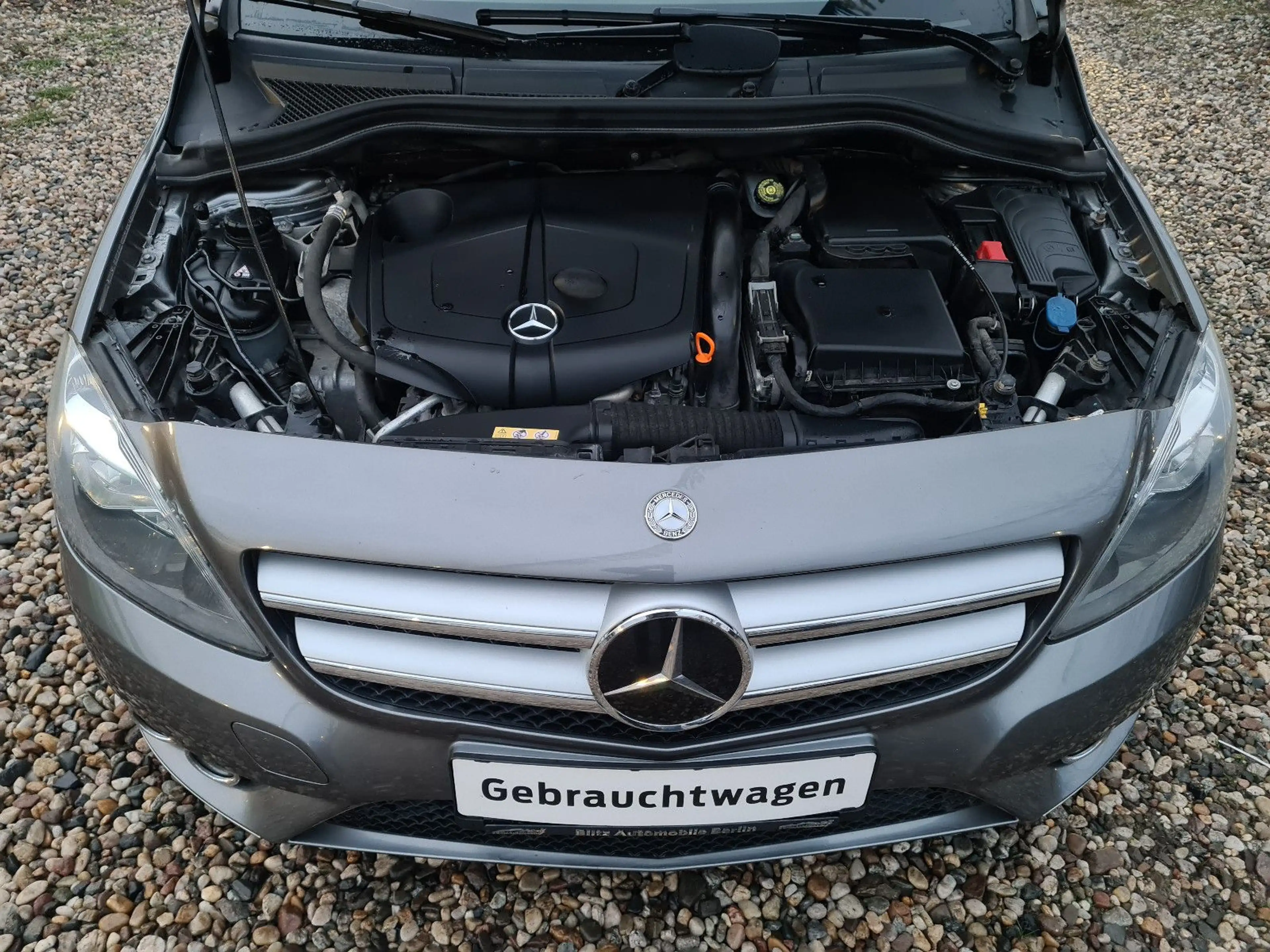 Mercedes-Benz B 180 CDI BlueEFFICIENCY T-LEDER/COMAND/KLIMAAUT — photo 12
