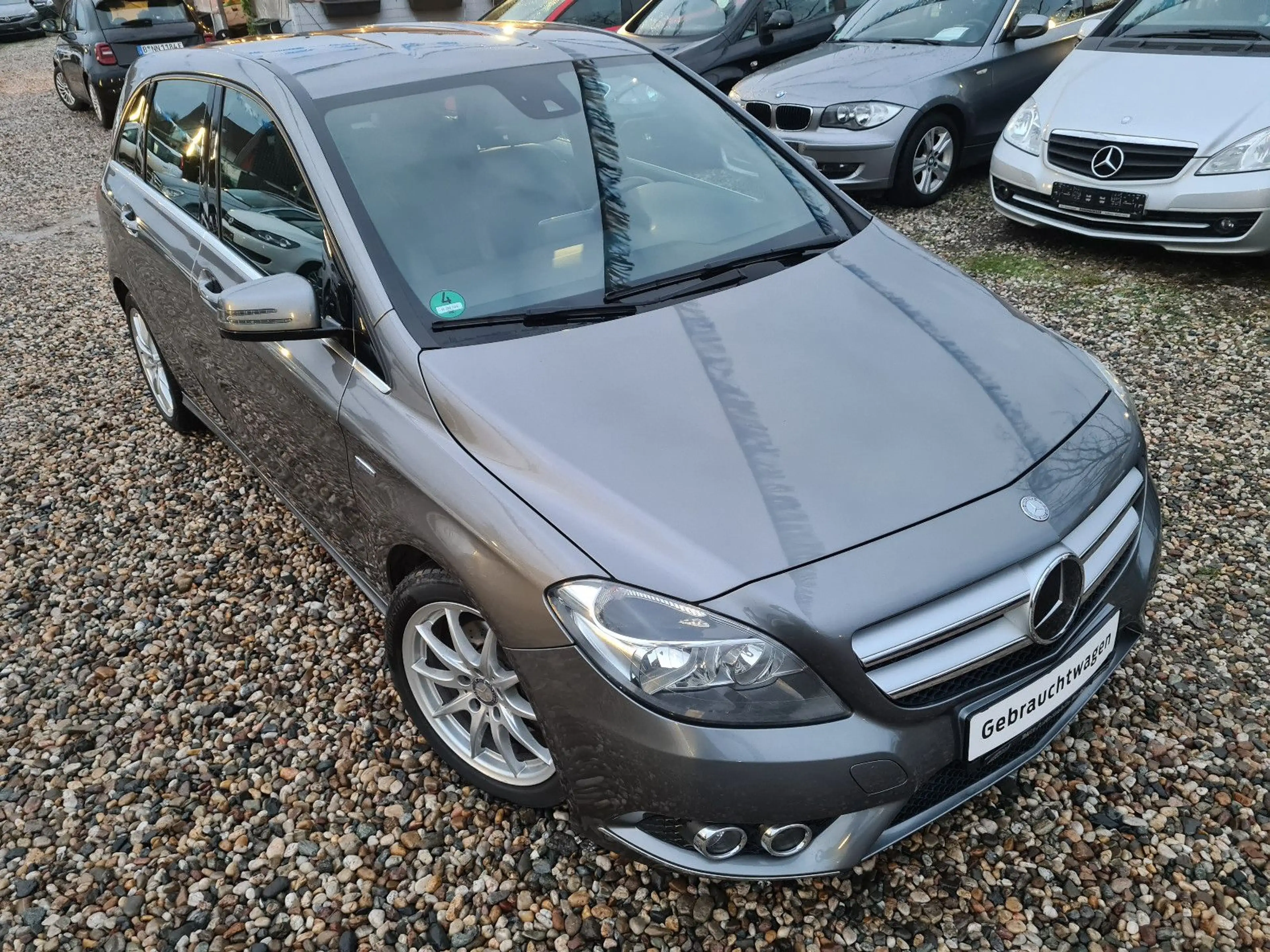 Mercedes-Benz B 180 CDI BlueEFFICIENCY T-LEDER/COMAND/KLIMAAUT — photo 7