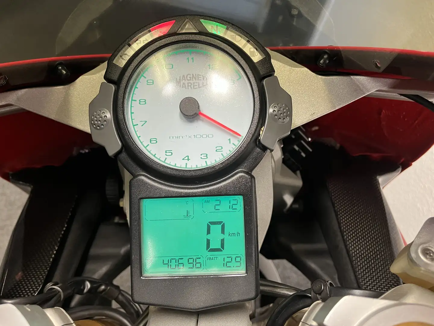 Ducati 999 S Червоний - 2