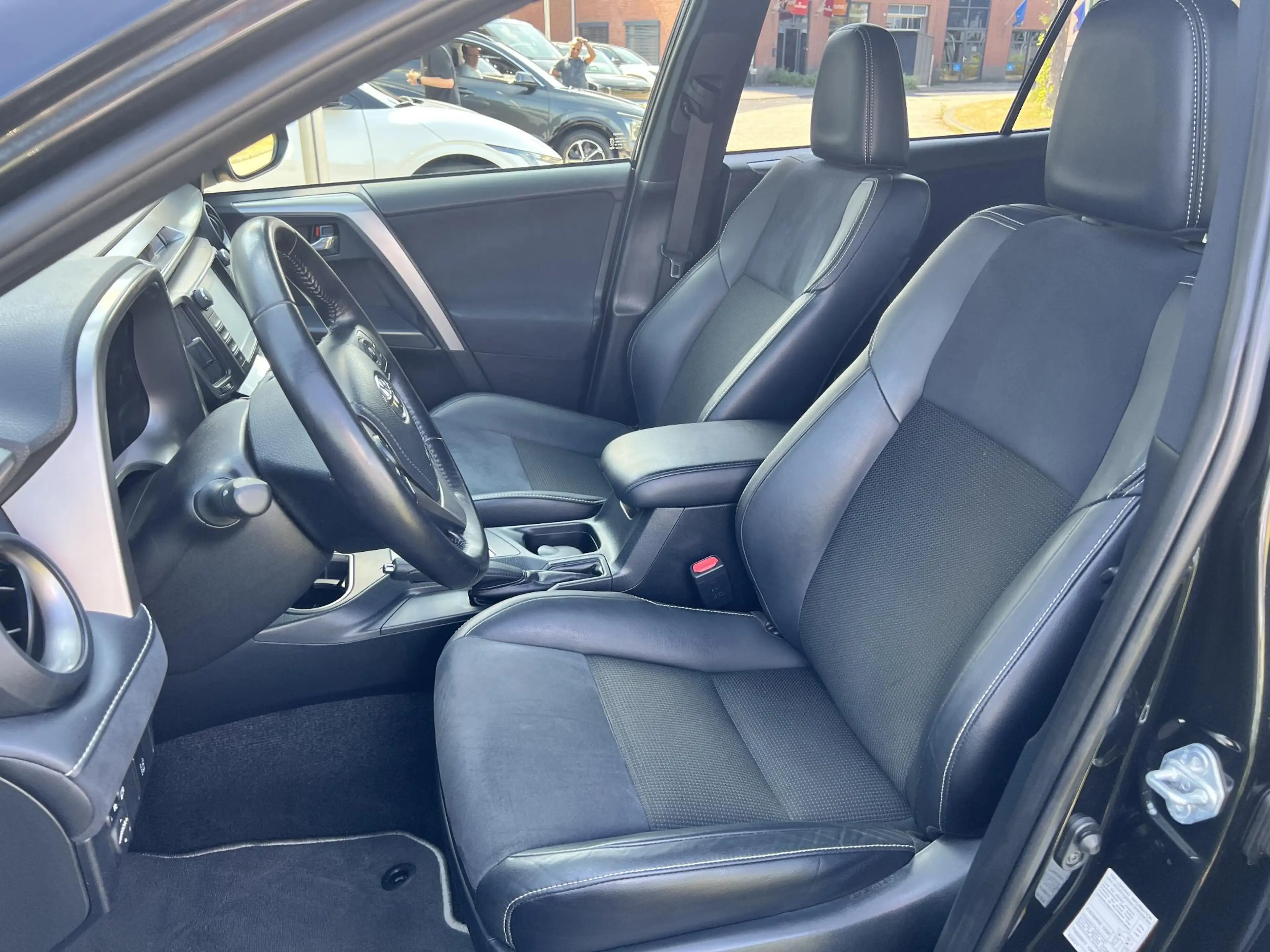 Toyota RAV 4 2.5 Hybrid Style Automaat, Trekhaak, All Weather b — photo 8