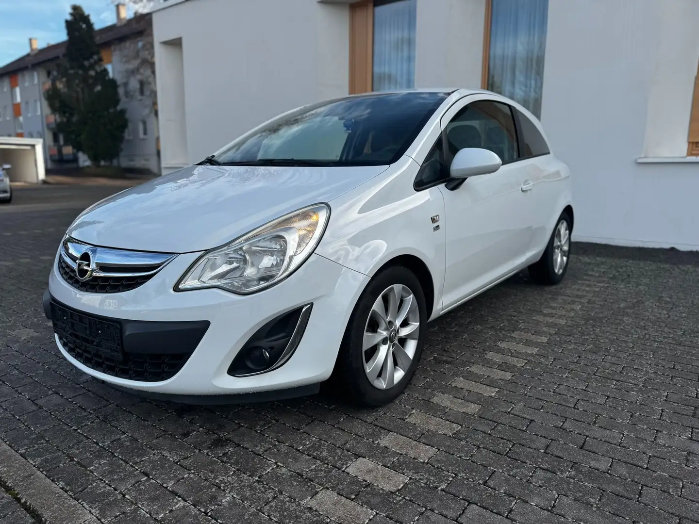 Opel Corsa 150 Jahre *AUTOMATIK*SHZ*PDC*LHZ*KLIMA*TÜV NEU* Blanco - 1