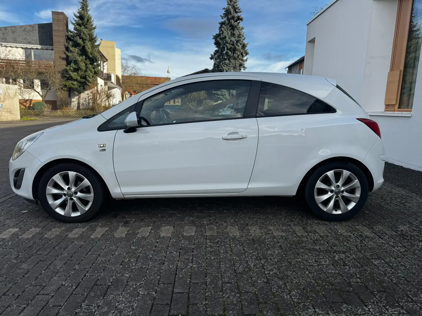 Opel Corsa 150 Jahre *AUTOMATIK*SHZ*PDC*LHZ*KLIMA*TÜV NEU* Blanco - 2