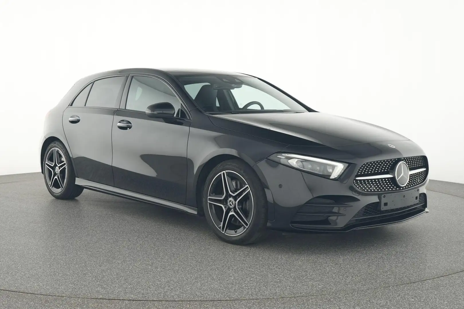 Mercedes-Benz A 250 AMG Line + 225 PK + PANO DAK + MULTIBEAM + HEAD UP Noir - 2