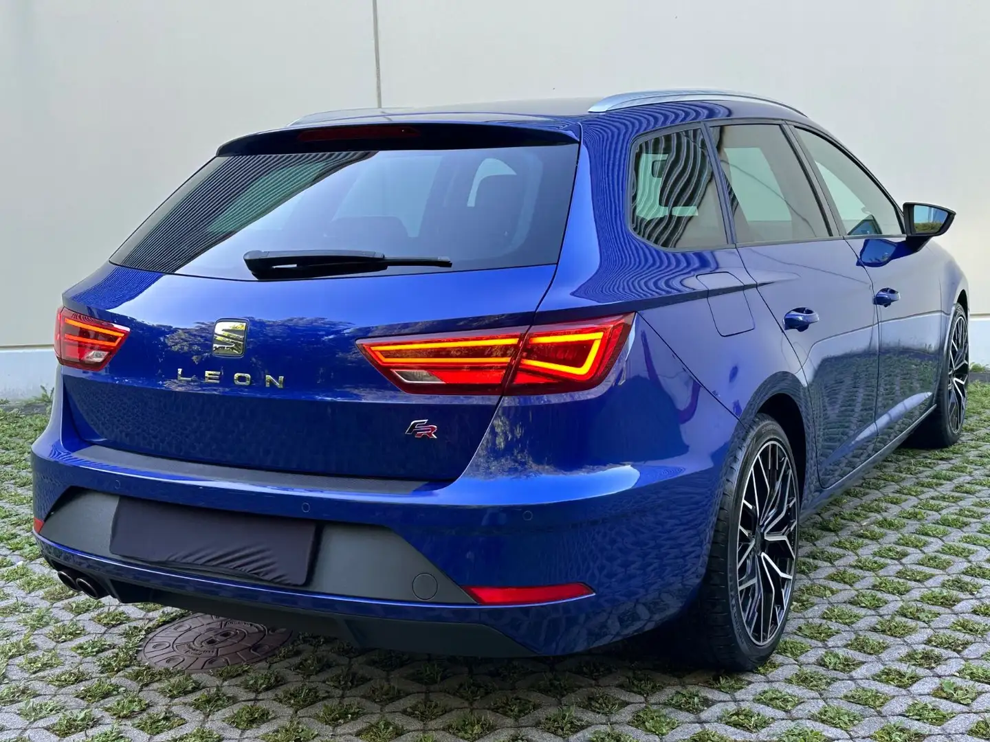SEAT Leon ST FR 1.8 DSG | LED | Blau - 2