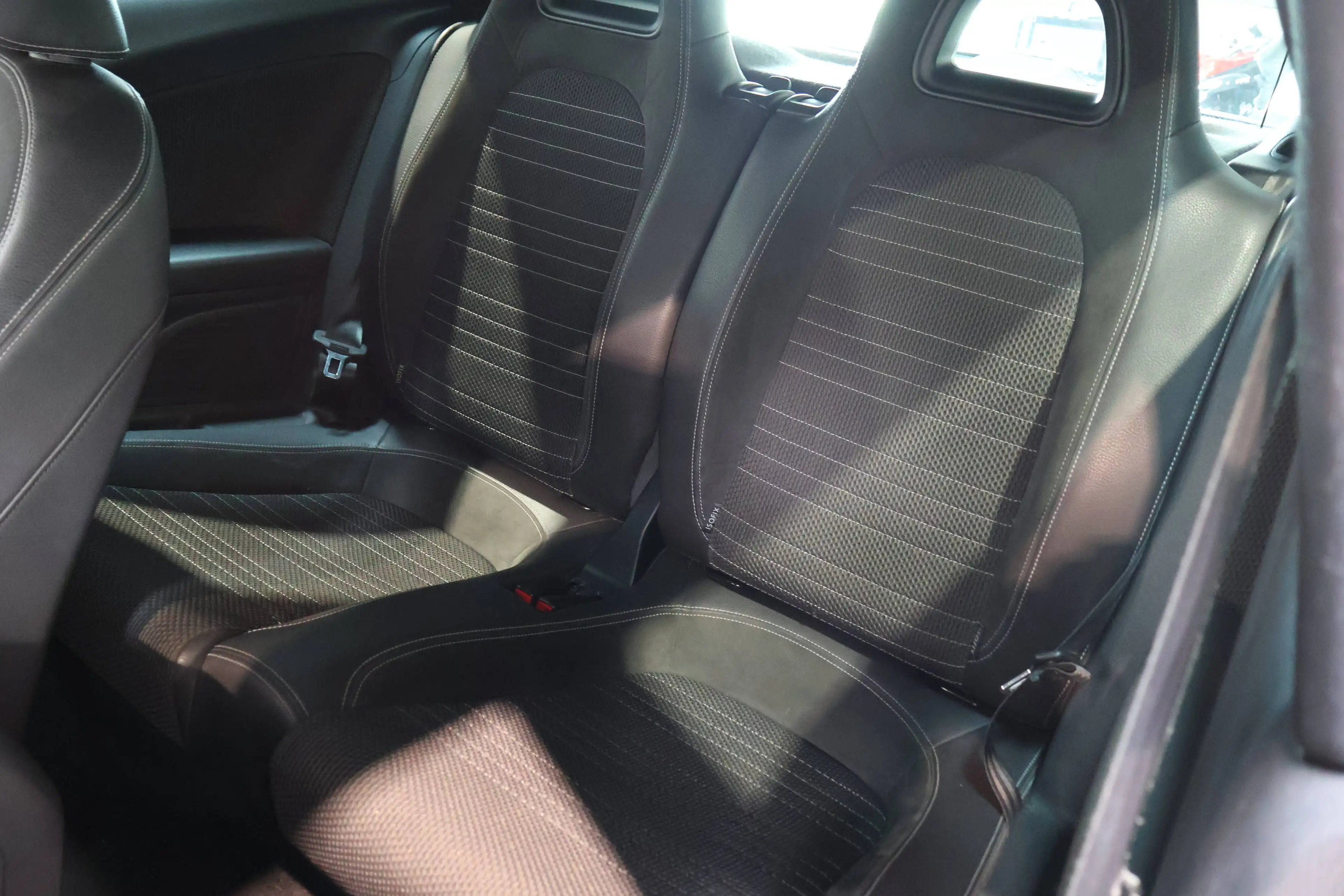 Volkswagen Scirocco Scirocco 1.4 TSI — photo 12
