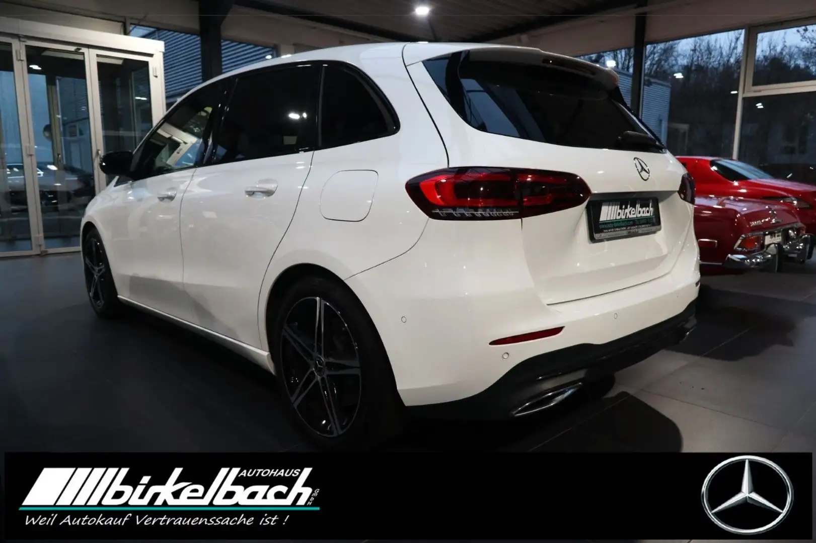 Mercedes-Benz B 250 Progressive Night LED 18" Night Weiß - 2