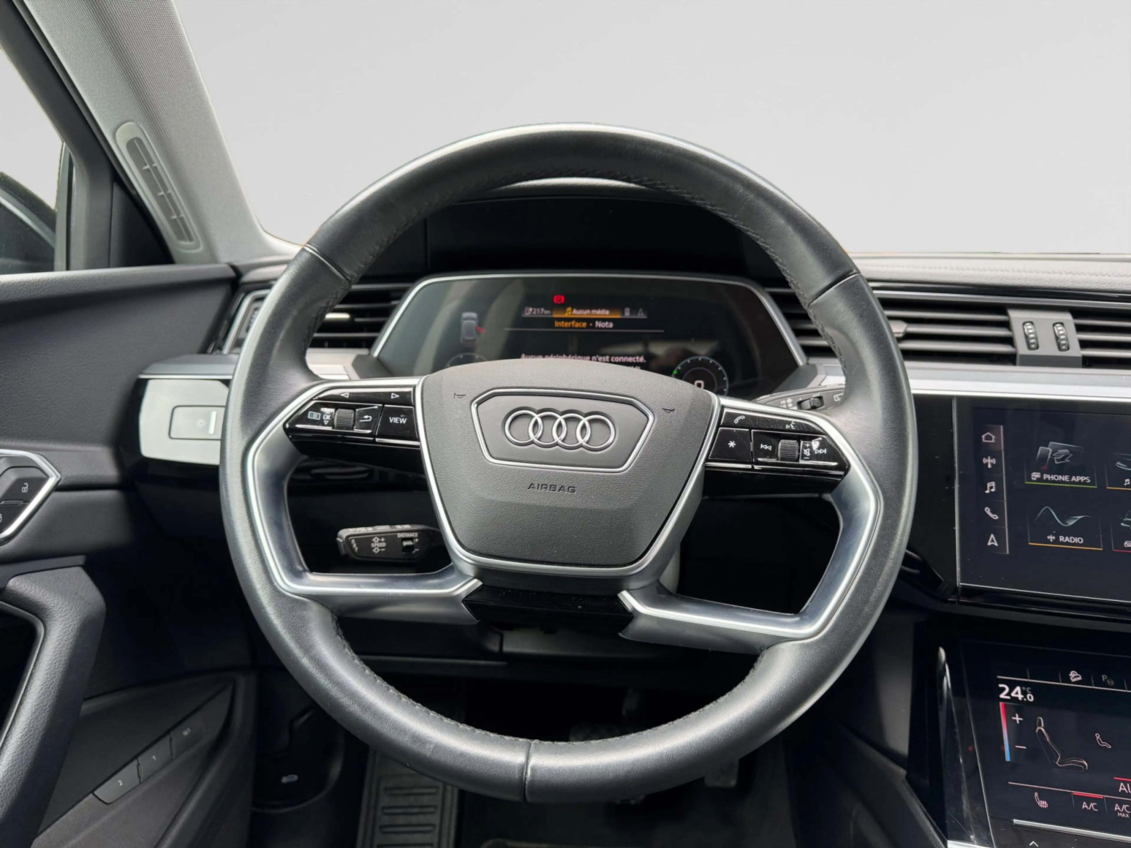 Audi e-tron Advanced 55 quattro 300 kW — photo 13