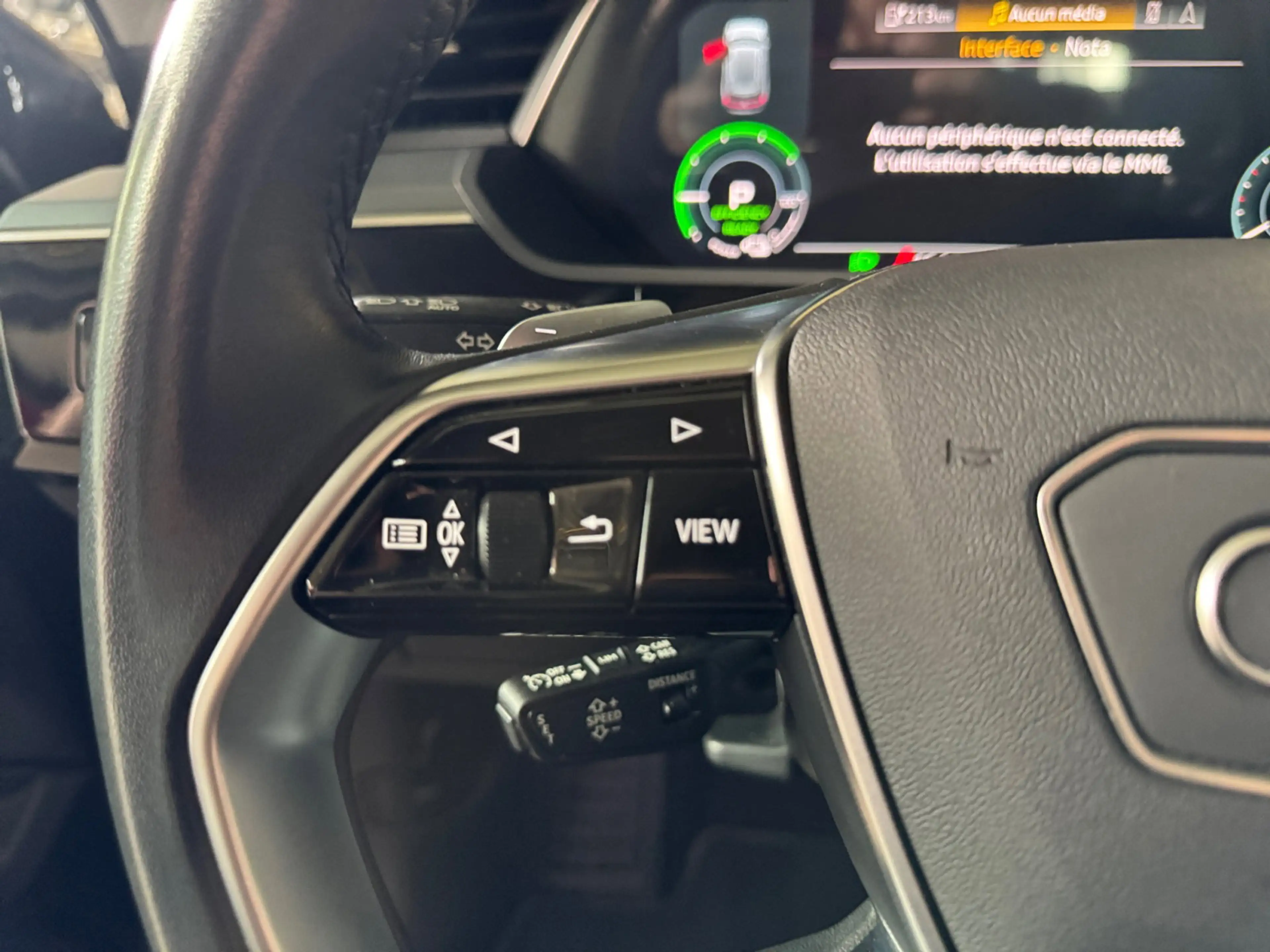 Audi e-tron Advanced 55 quattro 300 kW — photo 14
