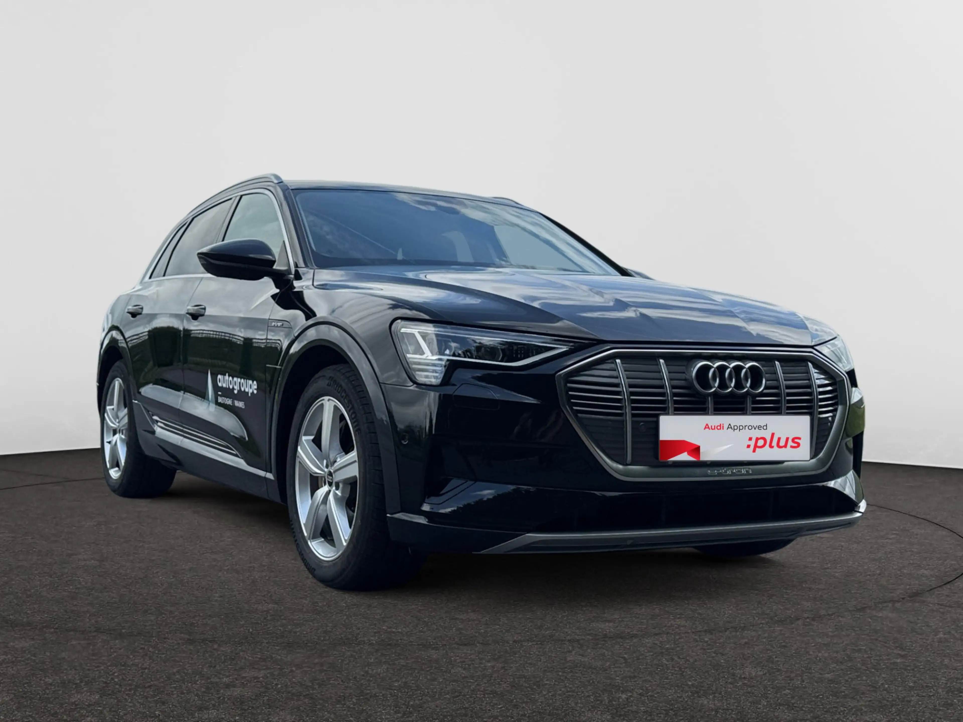 Audi e-tron Advanced 55 quattro 300 kW — photo 7