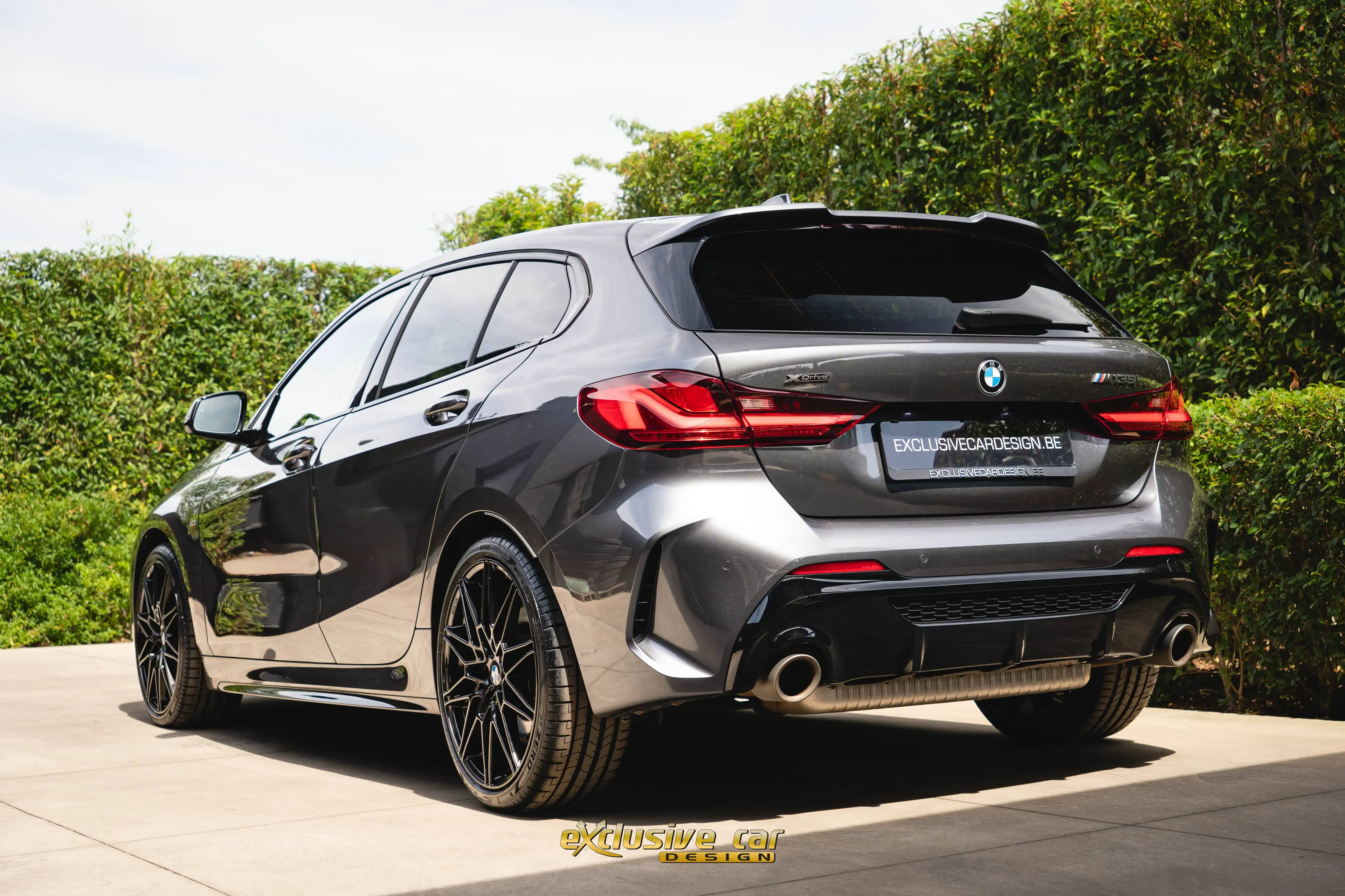 BMW 135 M135i xDrive /19''/HUD/ACC/Stuur- en zetelverwarming/Keyless/Sfeerverlichting/Grootlichtassistent/Camera/ — photo 7