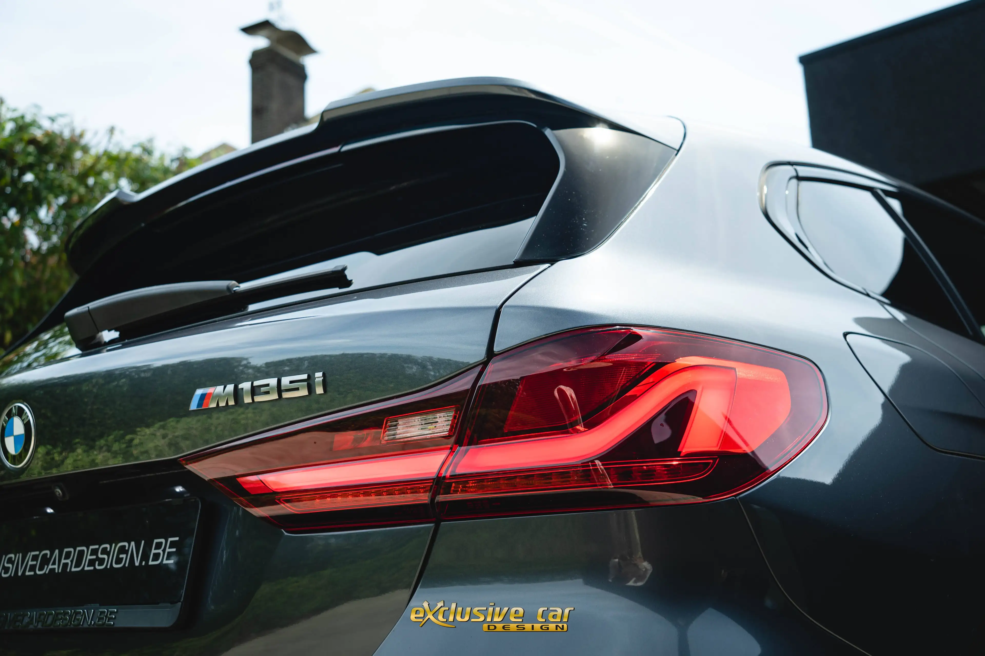 BMW 135 M135i xDrive /19''/HUD/ACC/Stuur- en zetelverwarming/Keyless/Sfeerverlichting/Grootlichtassistent/Camera/ — photo 12