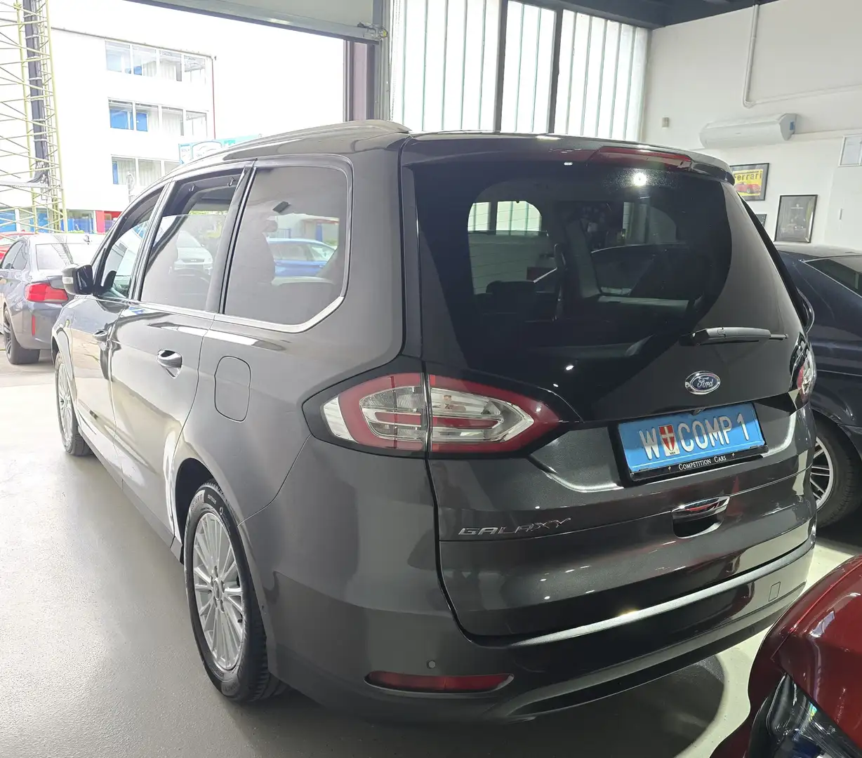 Ford Galaxy Titanium** 7-SITZER, Keyless Entry, Zahnriemen neu Gris - 2