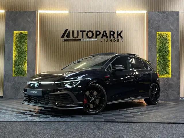 Volkswagen Golf GTI CLUBSPORT|AKRA|NURNBURGRING|PANO|HuD|HARMAN KARDON