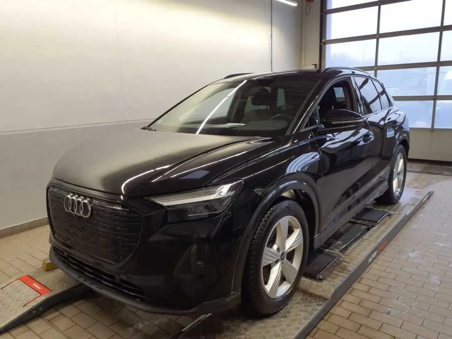 Audi Q4 e-tron 45 quattro +S-LINE+LED+VIRTUAL+KAMERA+ Noir - 2