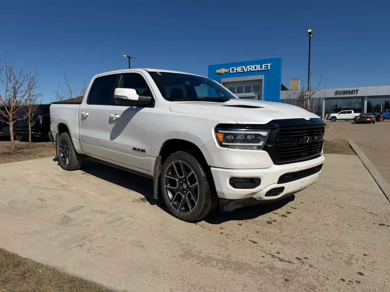 RAM 1500 снимка RAM 1500