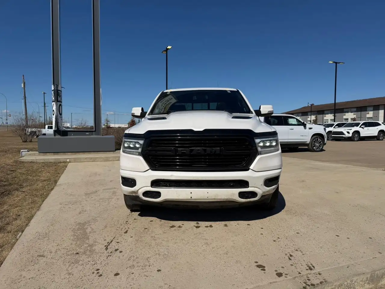 RAM 1500 снимка RAM 1500