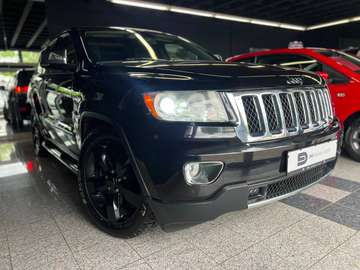 5.7 V8 HEMI Overland (LPG,AHK,SHZ)