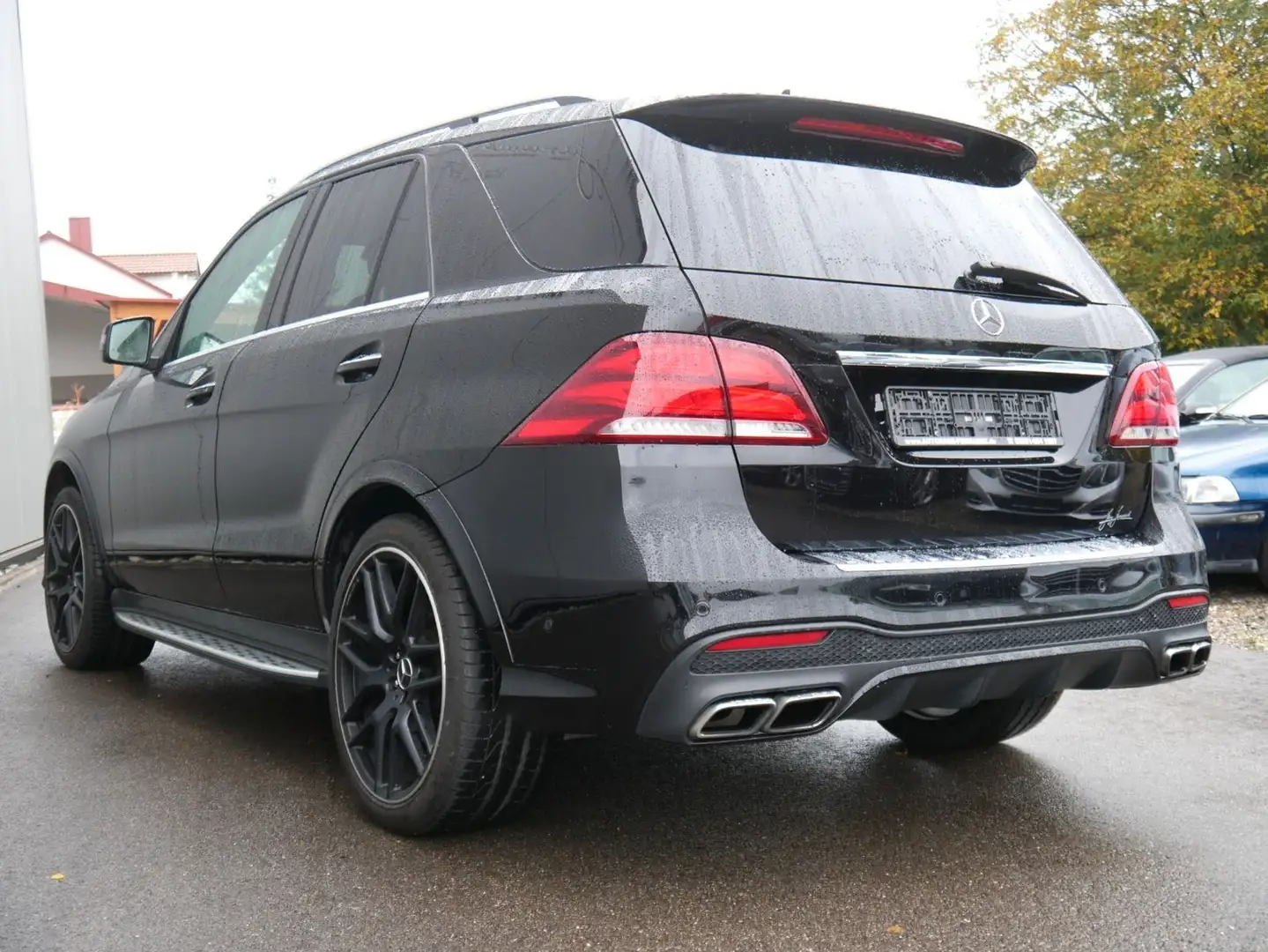 Mercedes-Benz GLE 63 AMG 4Matic DISTR/FOND-TV/SKL/360°/PANO Schwarz - 2
