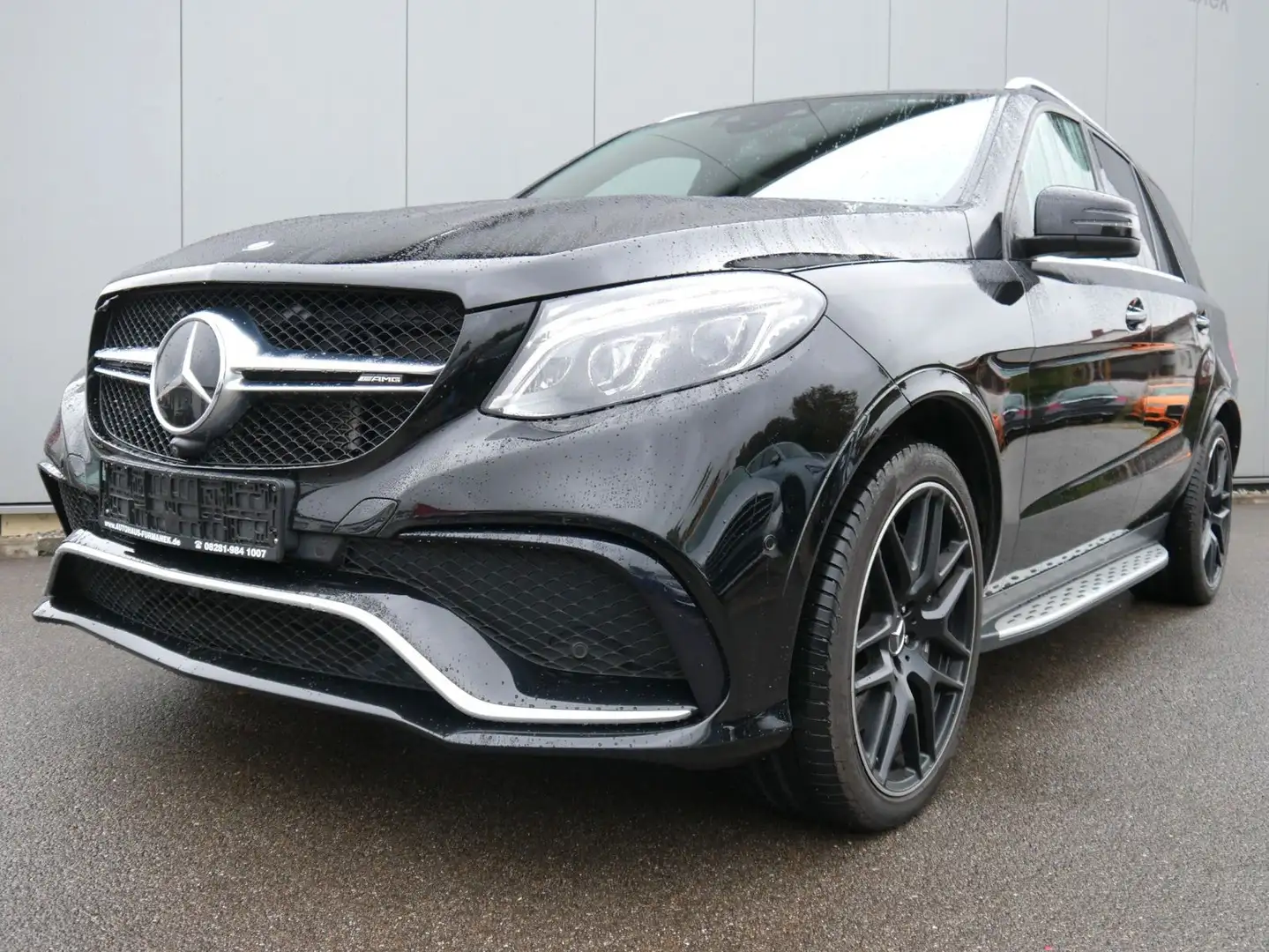 Mercedes-Benz GLE 63 AMG 4Matic DISTR/FOND-TV/SKL/360°/PANO Schwarz - 1