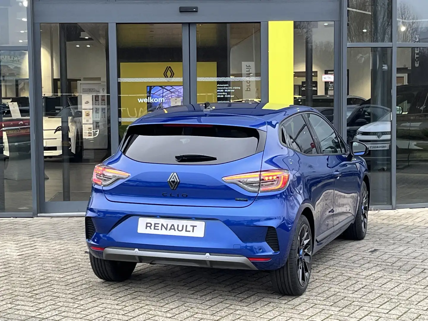 Renault Clio E-Tech Full Hybrid 145pk esprit Alpine Apple carpl Bleu - 2