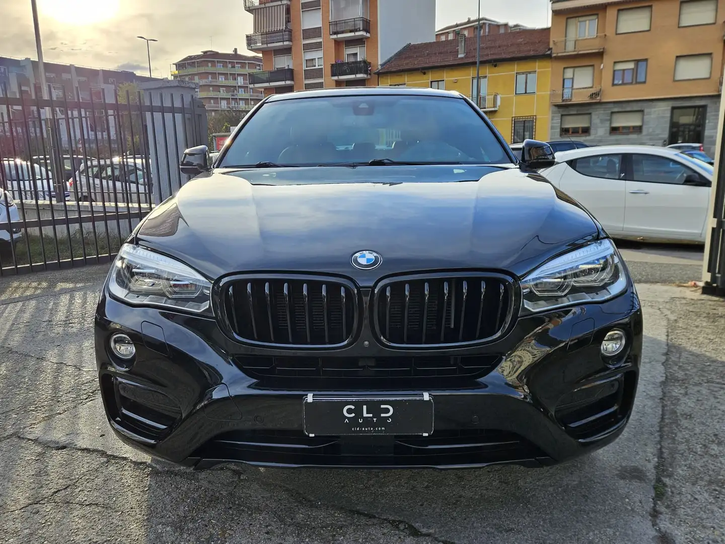 BMW X6 xDrive30d 258CV Noir - 2