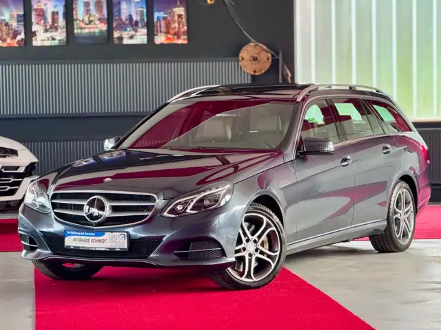 Mercedes-Benz E 500 T 4Matic Distronic Airmatic Pano 360°