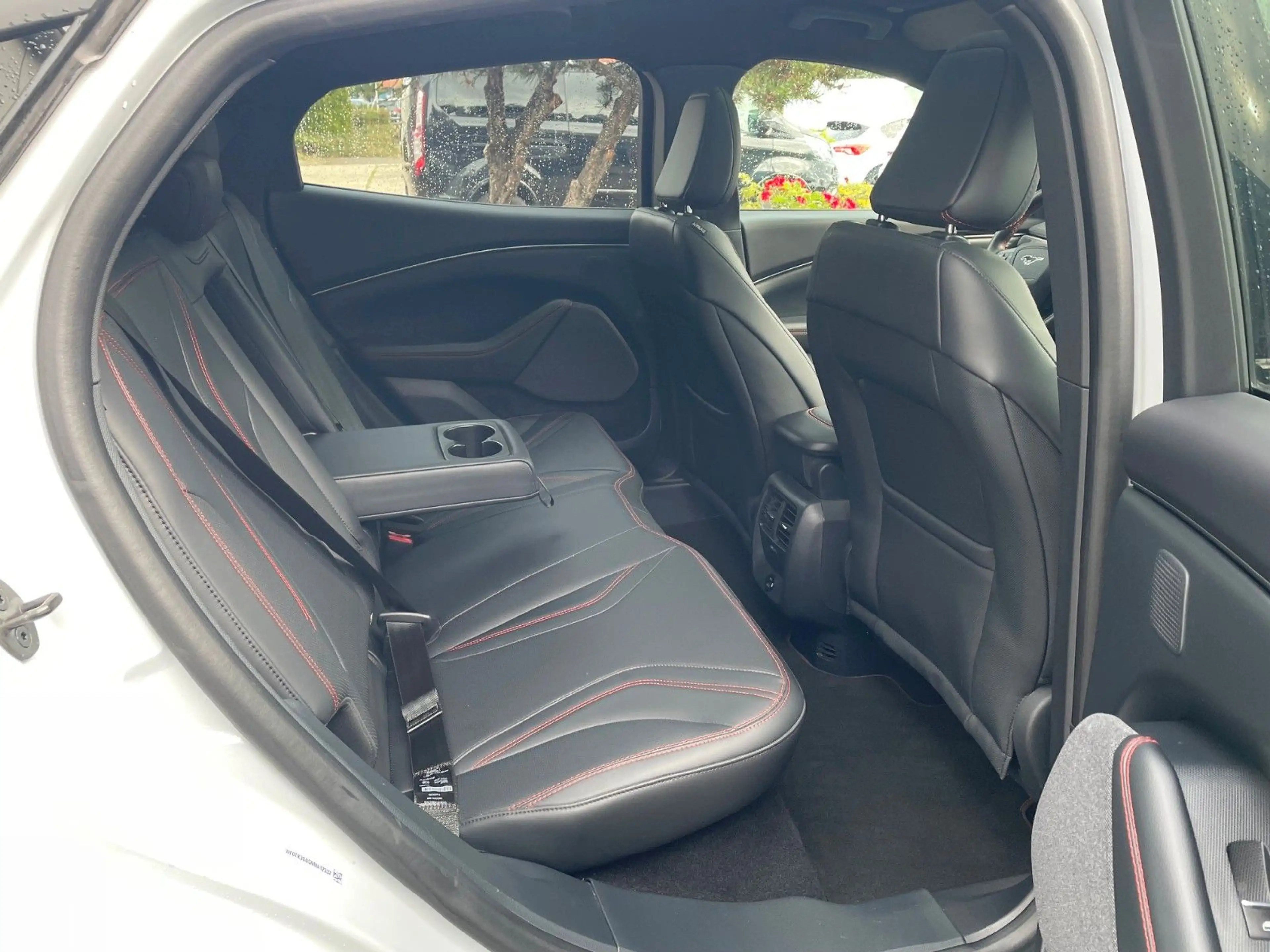 Ford Mustang Mach-E Premium AWD 351Ps Pano/Leder/iACC — photo 6
