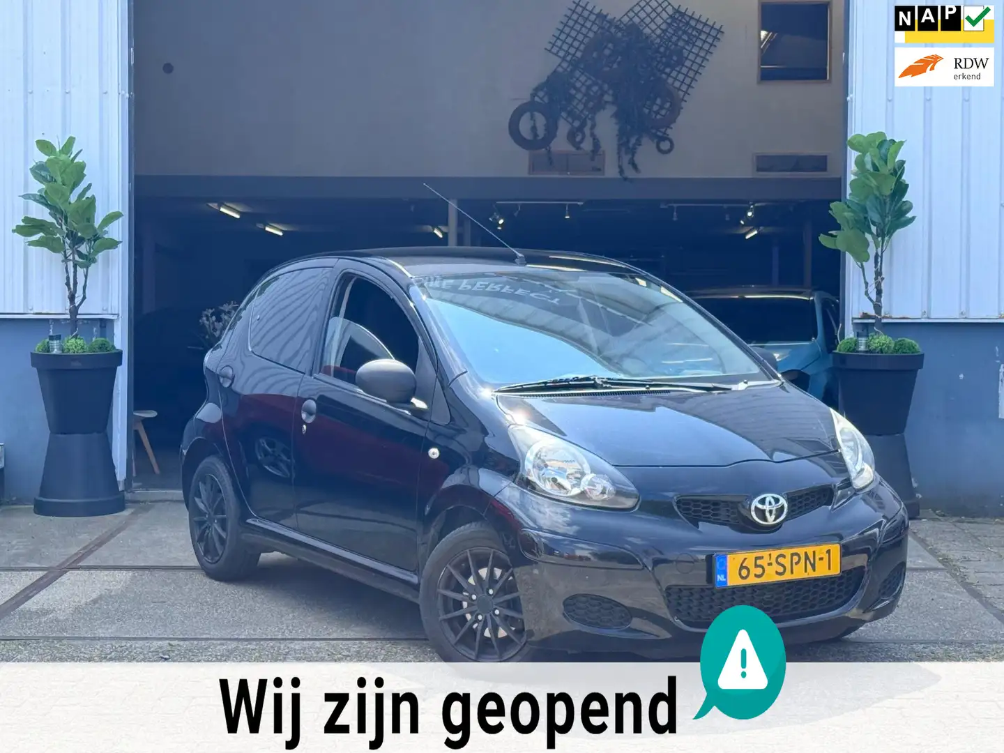 Toyota Aygo 1.0-12V AIRCO//ELEK.RAMEN//GARANTIE Schwarz - 1