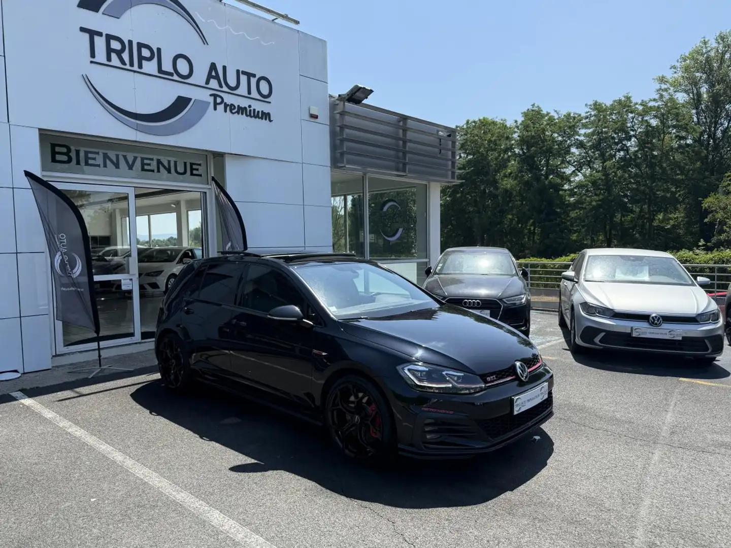Volkswagen Golf Golf GTi Performance 2.0 16V TSI - 245 - SUIVI COM Noir - 1