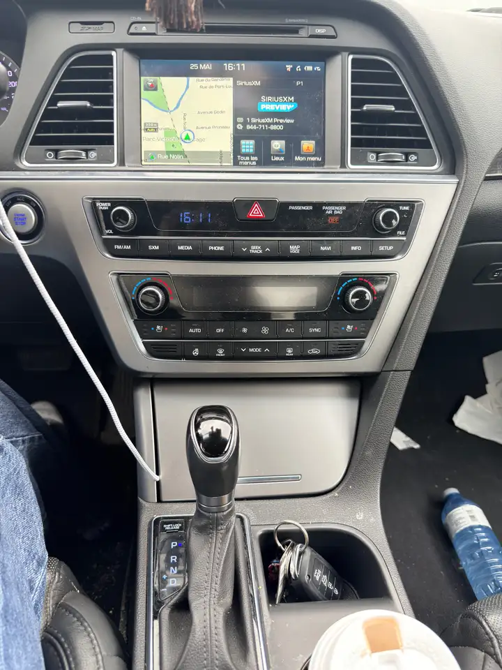 Hyundai SONATA снимка Hyundai SONATA