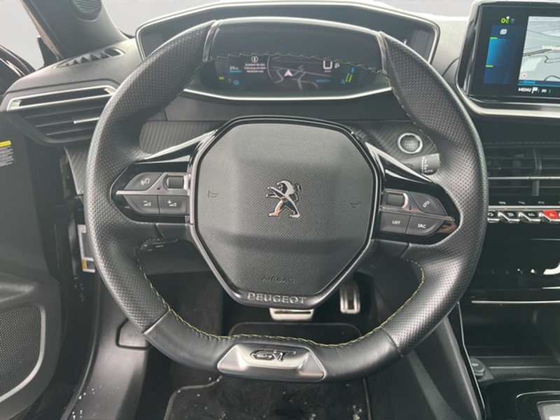 Peugeot e-2008 GT PACK — photo 13