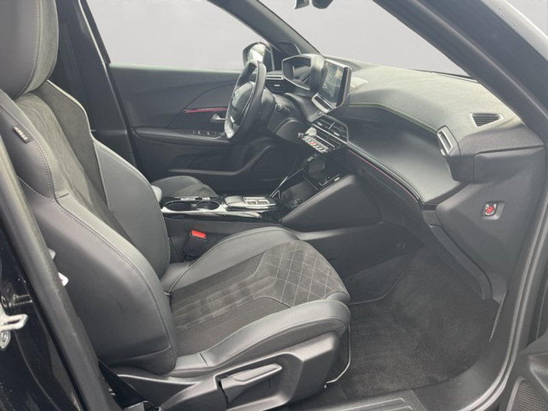 Peugeot e-2008 GT PACK — photo 9