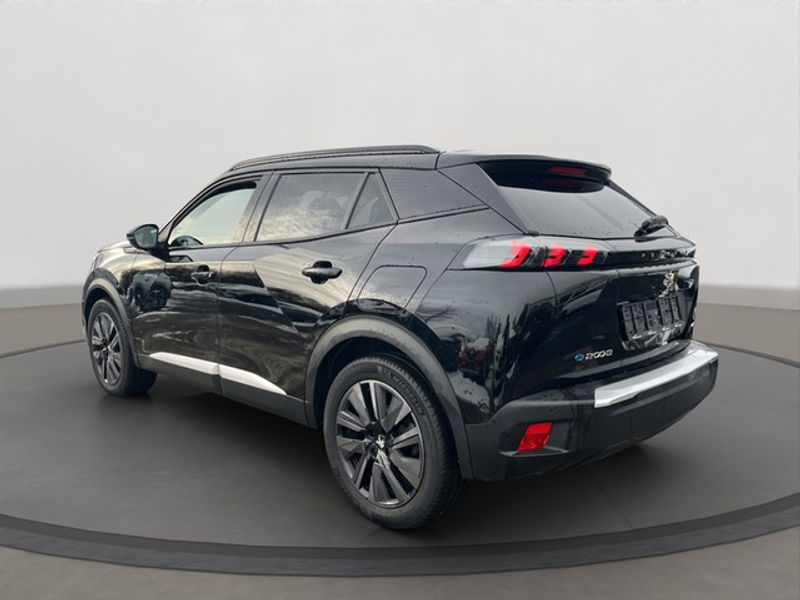 Peugeot e-2008 GT PACK — photo 3