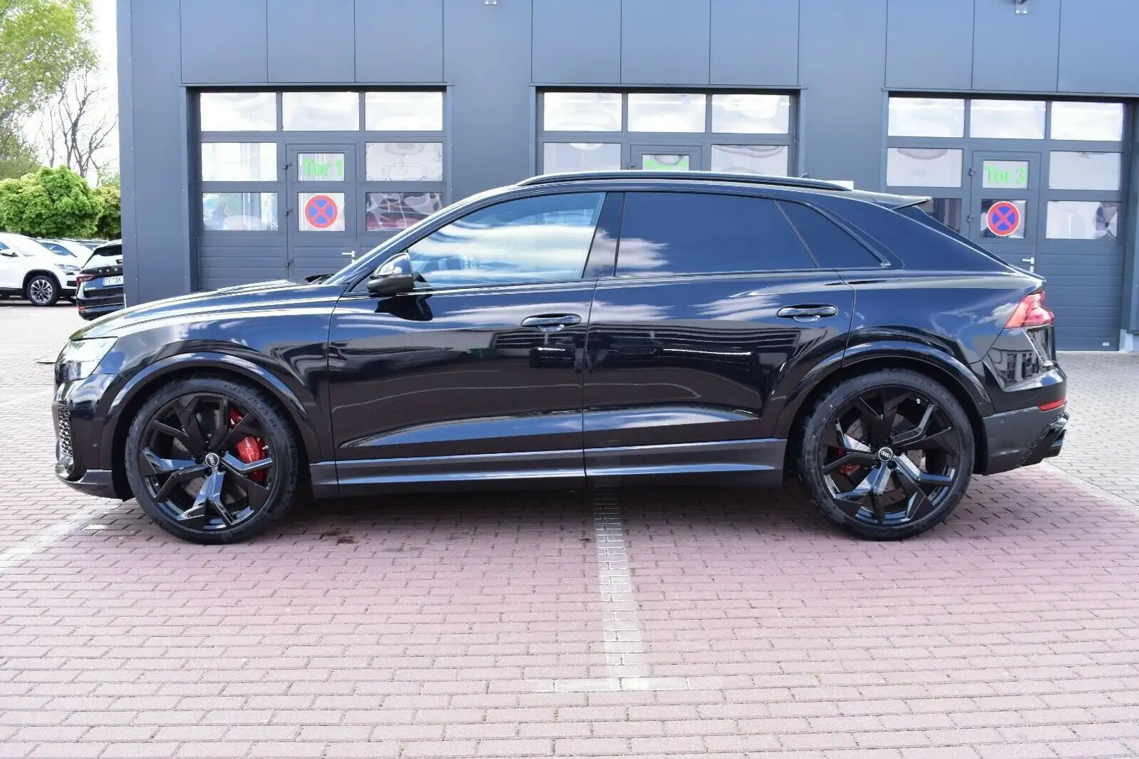 Audi RS Q8 4.0 TFSI*PANO*LUFT*RS AGA*23*VOLL*Mietkauf Schwarz - 2