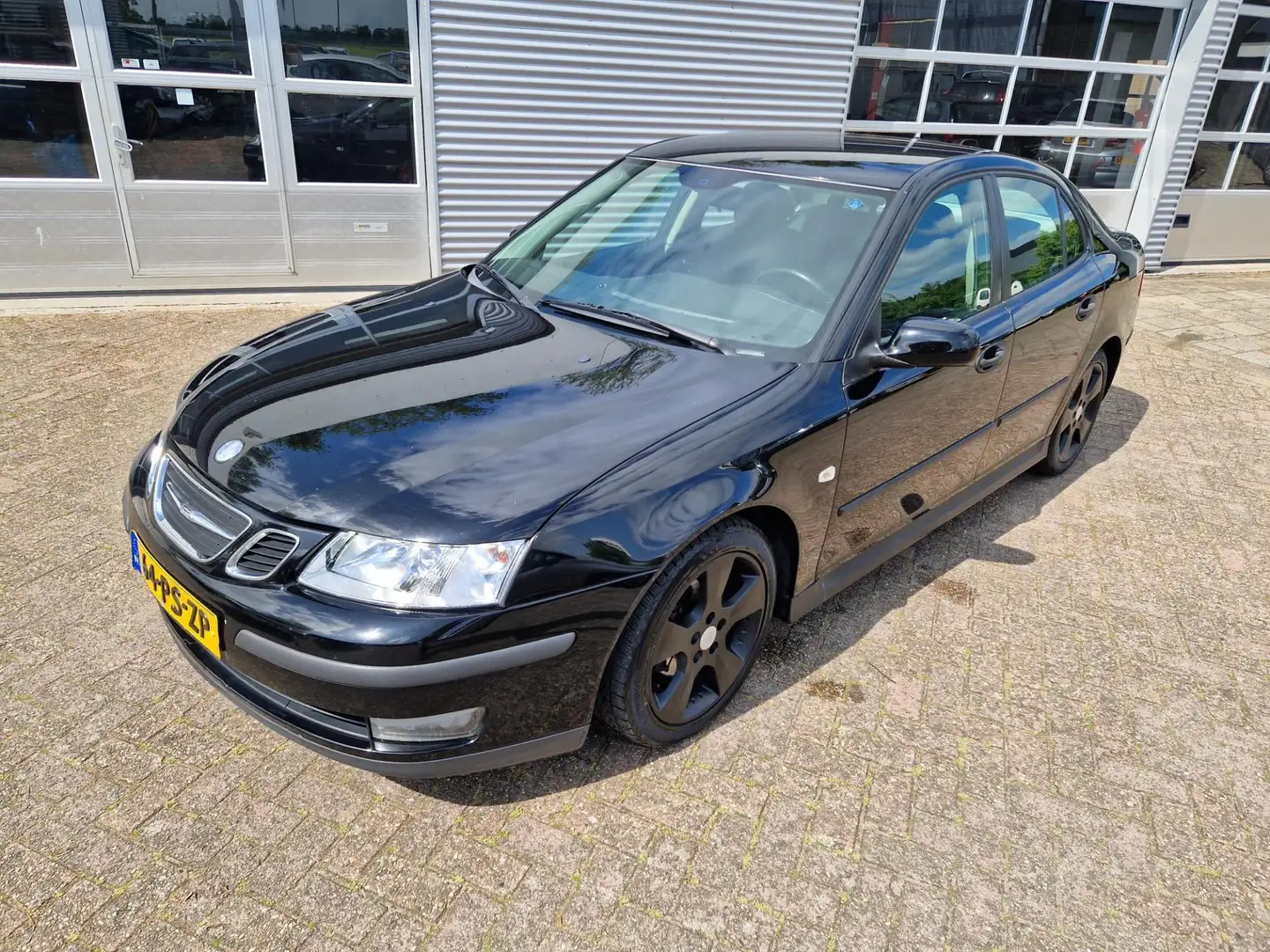 Saab 9-3 Sport Sedan 1.9 TID Intro Pack Zwart - 2
