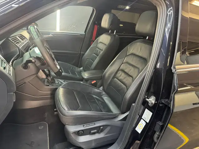 Volkswagen Tiguan Allspace view 5