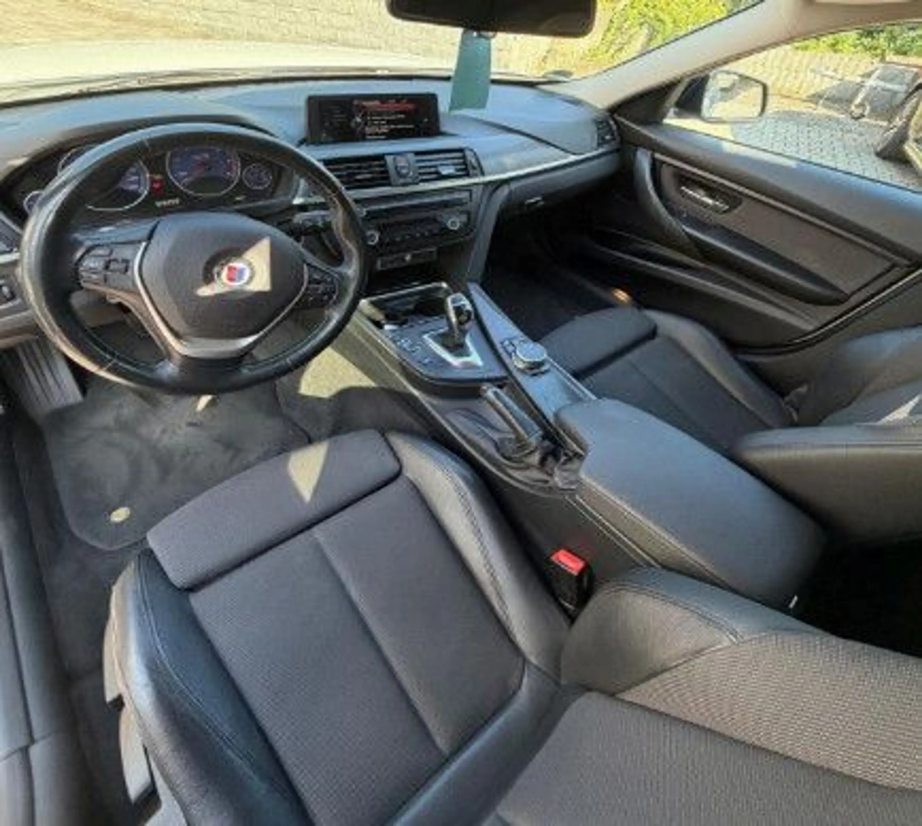 Alpina D3 Alpina D3 +NAVI+PDC+TEILLEDER+SHZ+ — photo 4