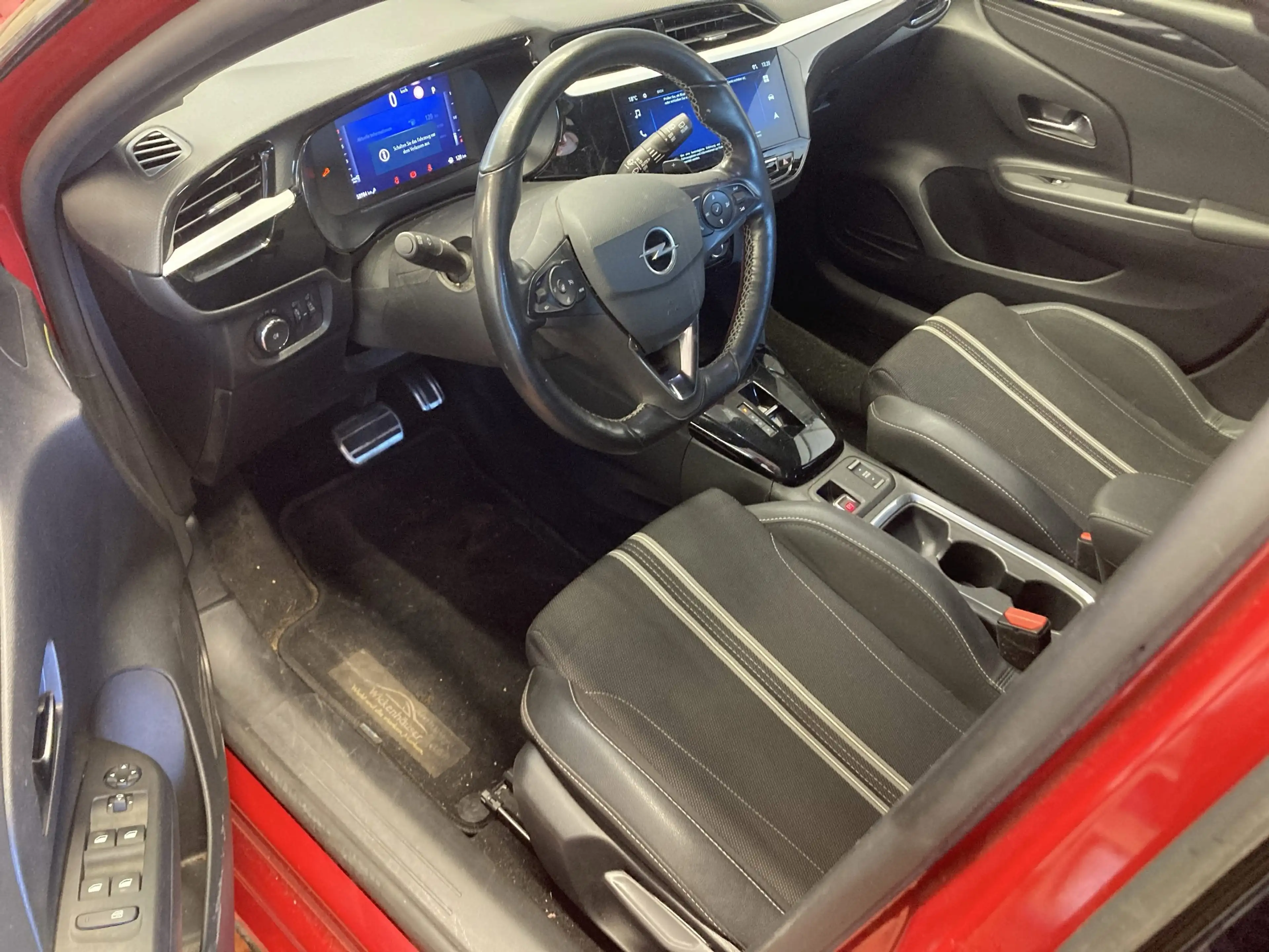 Opel Corsa F 1.2 Turbo GS SHZ+Fernlichtass.+KlimaA+LM — photo 6