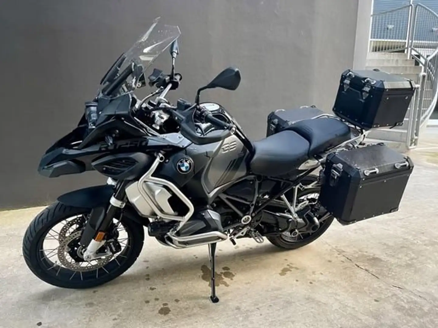 BMW R 1250 GS Adventure TRIPLE BLACK ABS Negro - 1