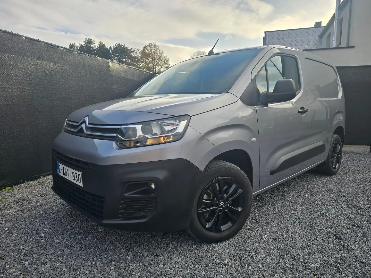 Citroen Berlingo Berlingo 1.5 BlueHDi Automaat 2023 BTW-wagen Grijs - 1
