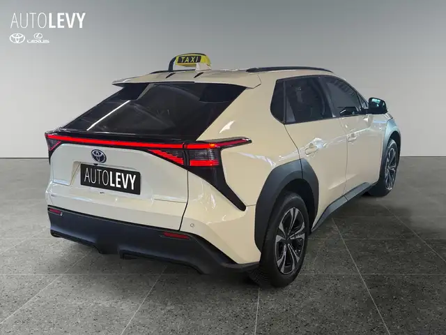 Toyota BZ4X view 6