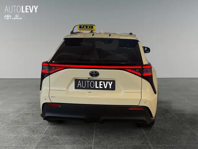 Toyota BZ4X view 5