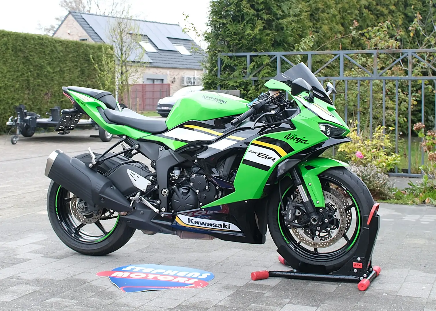 Kawasaki Ninja ZX-6R KRT Verde - 2