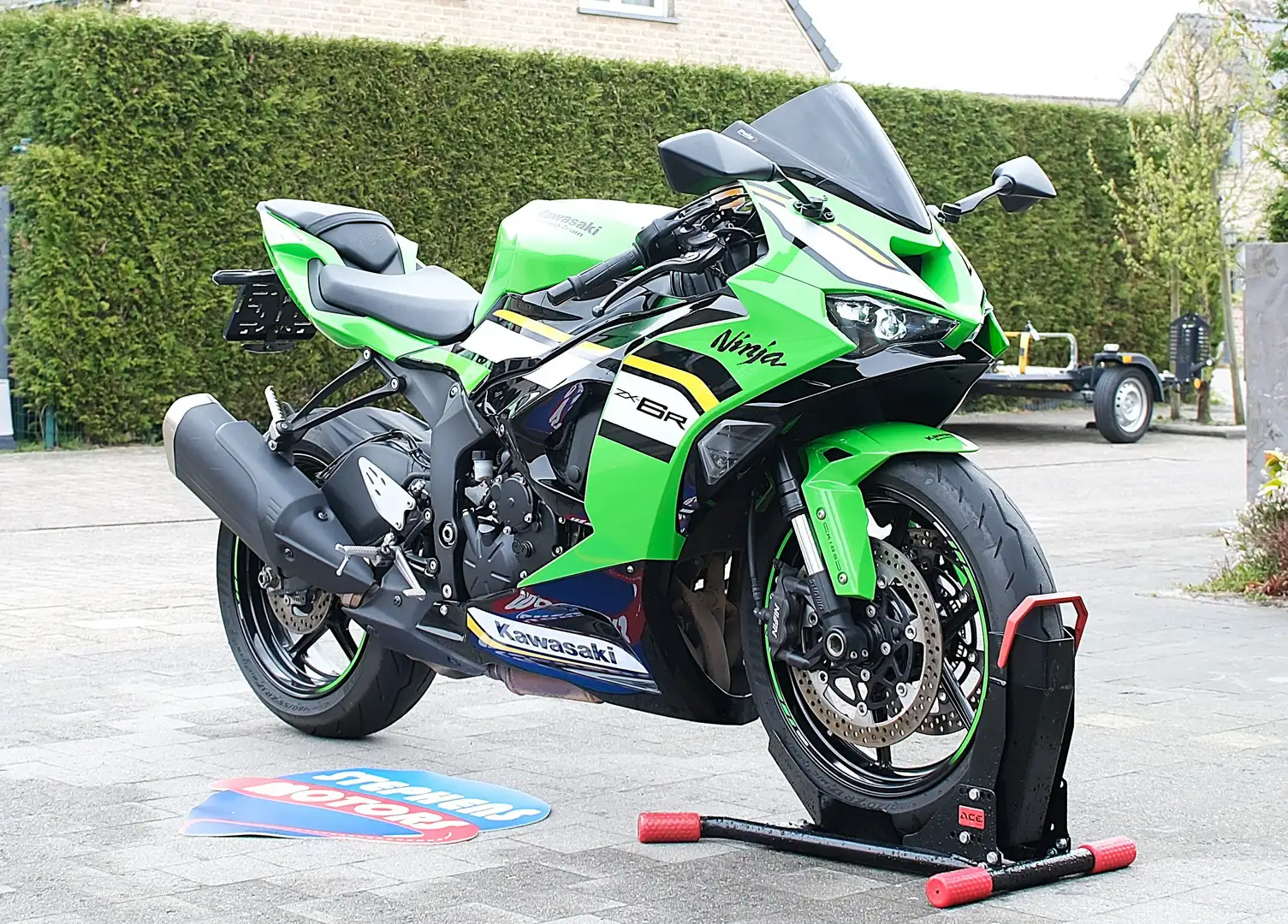 Kawasaki Ninja ZX-6R KRT Verde - 1