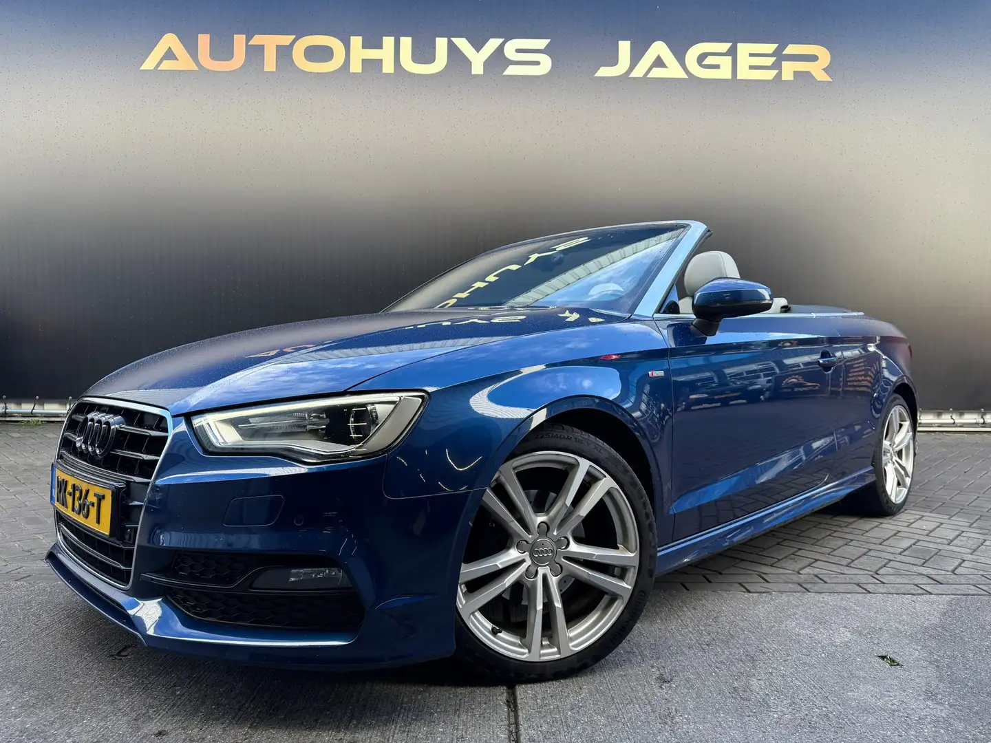 Audi A3 Cabriolet 1.4 TFSI CoD Ambition Pro Line S Bleu - 1