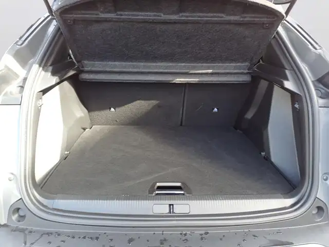 Peugeot 2008 view 7
