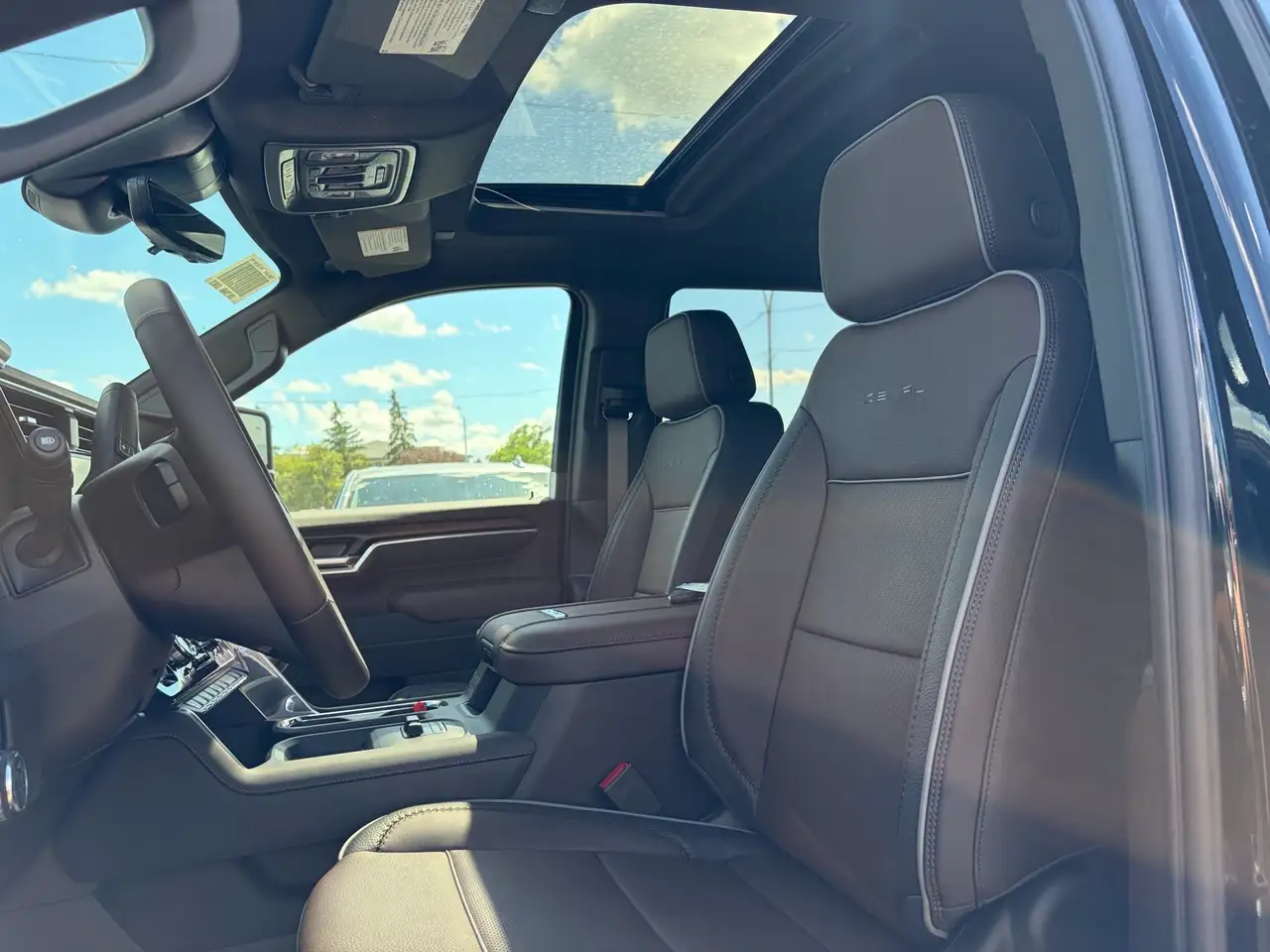 GMC Sierra 2500HD снимка GMC Sierra 2500HD