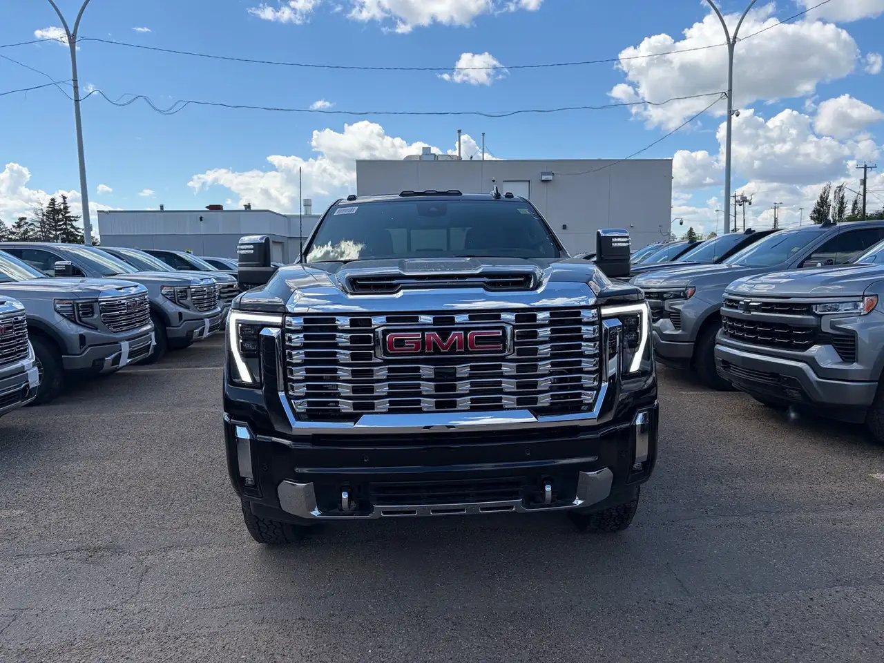 GMC Sierra 2500HD снимка GMC Sierra 2500HD